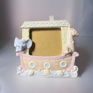 Precious Moments 1995 Noah's Ark Ceramic Baby Photo Frame PMI Pastel Animals 6.5